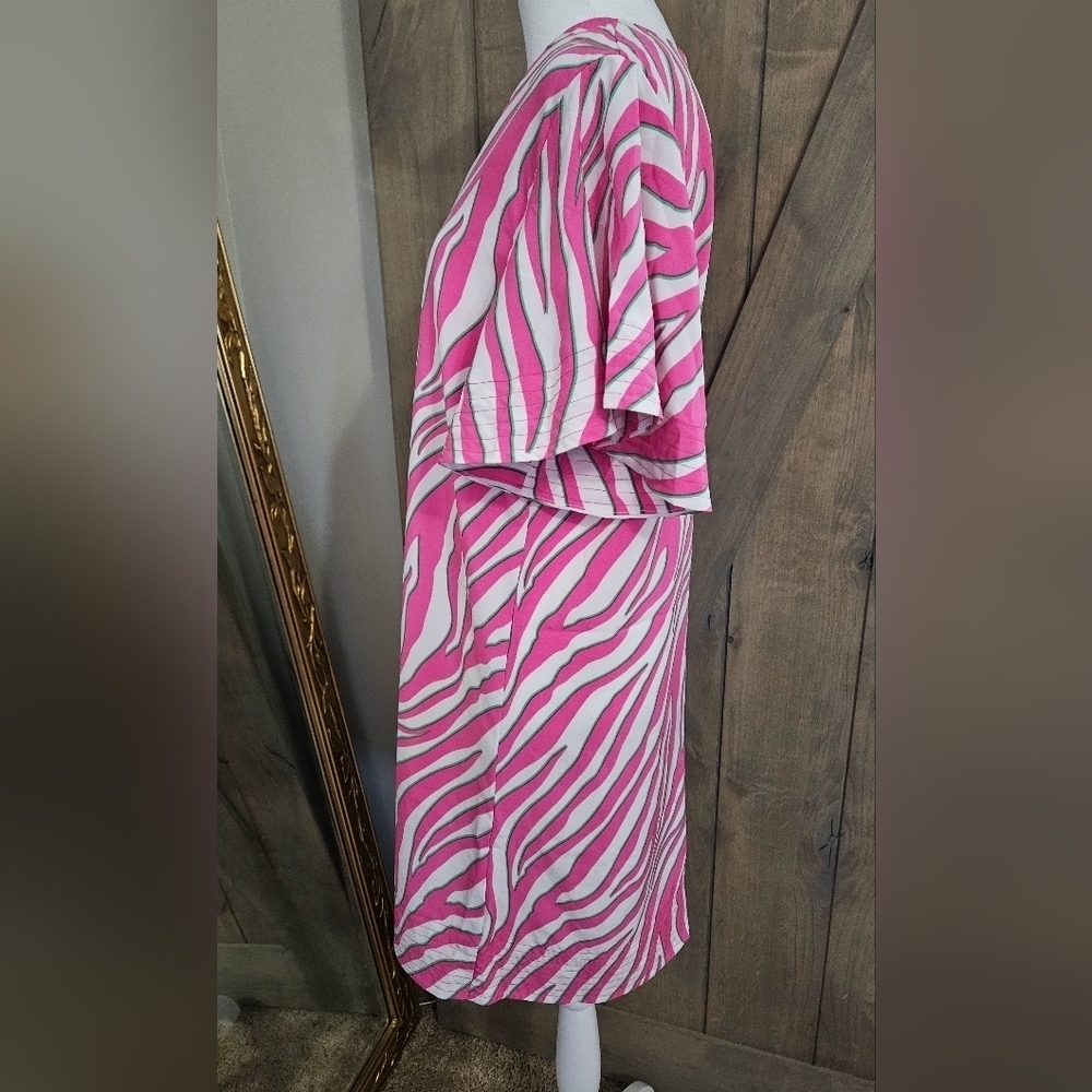 VOY NWT Pink Zebra Print Flutter Sleeve Shift Dress Small - Picture 11 of 13